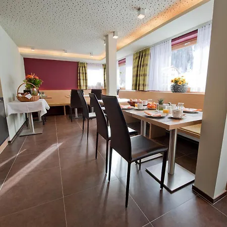 Apartment Bergsonne Hotel